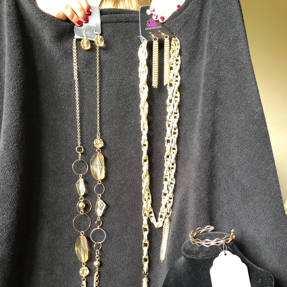 Paparazzi Lot of 3 Gold items